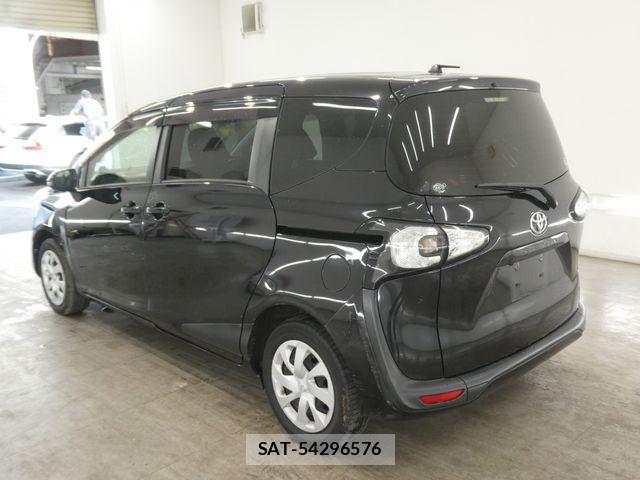 Toyota SIENTA 2018-05 8132370-1