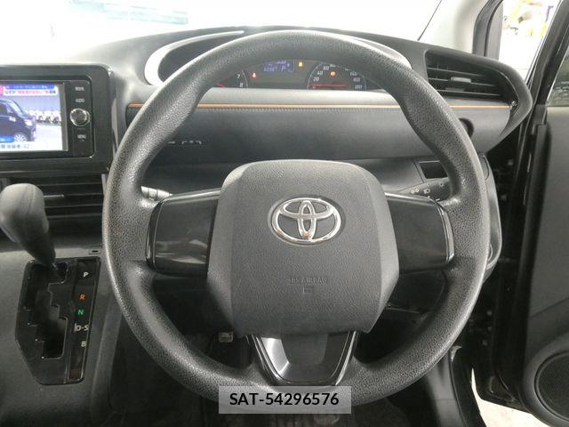 Toyota SIENTA 2018-05 8132370-23