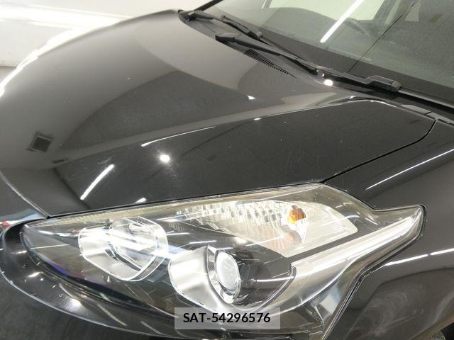 Toyota SIENTA 2018-05 8132370-8