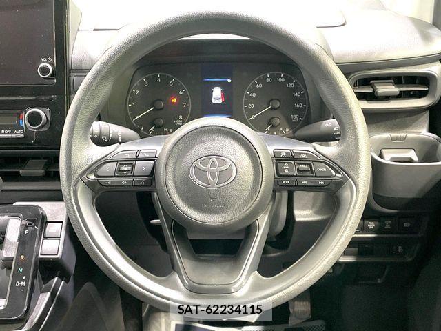 Toyota SIENTA 2024-04 8132359-11