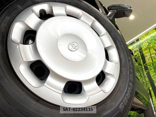 Toyota SIENTA 2024-04 8132359-13