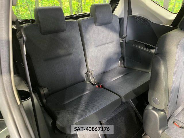 Toyota SIENTA 2016-12 8132368-9