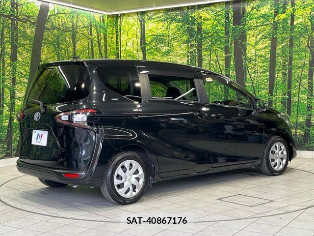 Toyota SIENTA 2016-12 8132368-17