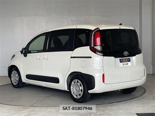 Toyota SIENTA 2024-06 8132366-8