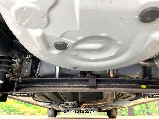 Toyota SIENTA 2020-12 8132360-18