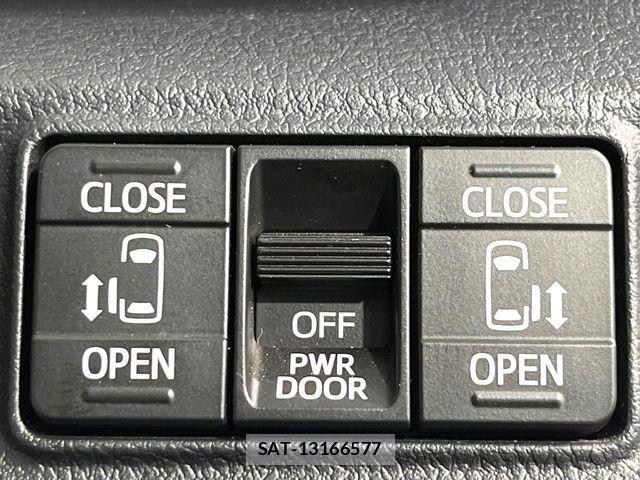 Toyota SIENTA 2020-12 8132360-4
