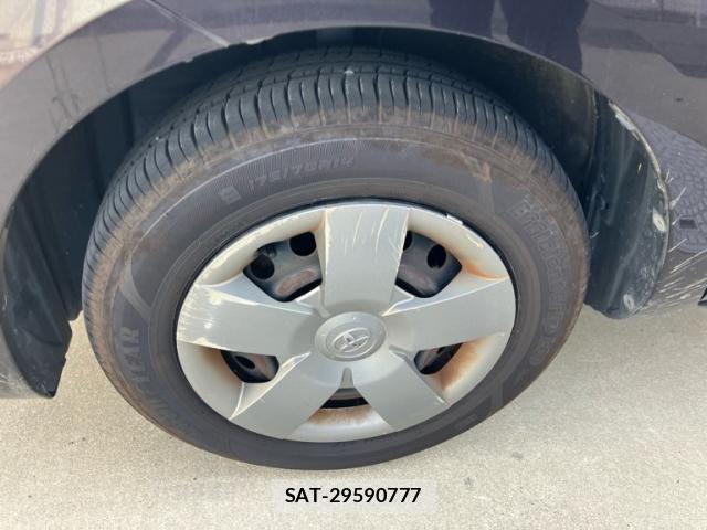 Toyota SIENTA 2011-10 8132371-3