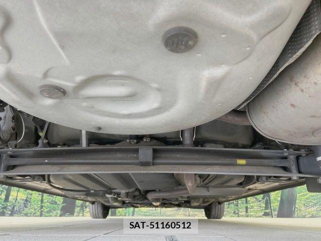 Toyota SIENTA 2017-07 8132367-18