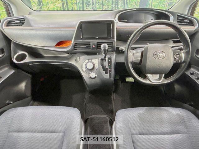 Toyota SIENTA 2017-07 8132367-1