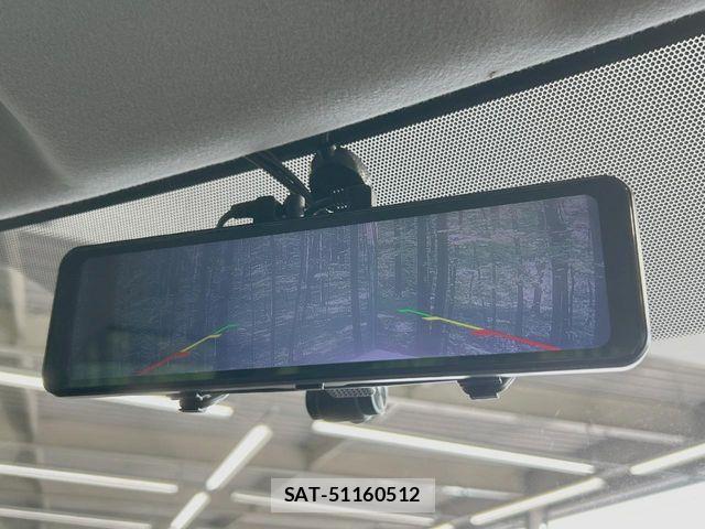 Toyota SIENTA 2017-07 8132367-3