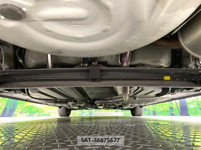 Toyota SIENTA 2016-03 8146681-18