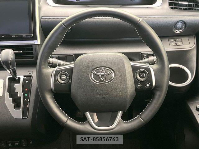 Toyota SIENTA 2020-02 8146682-10