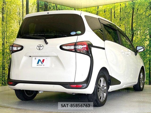 Toyota SIENTA 2020-02 8146682-16