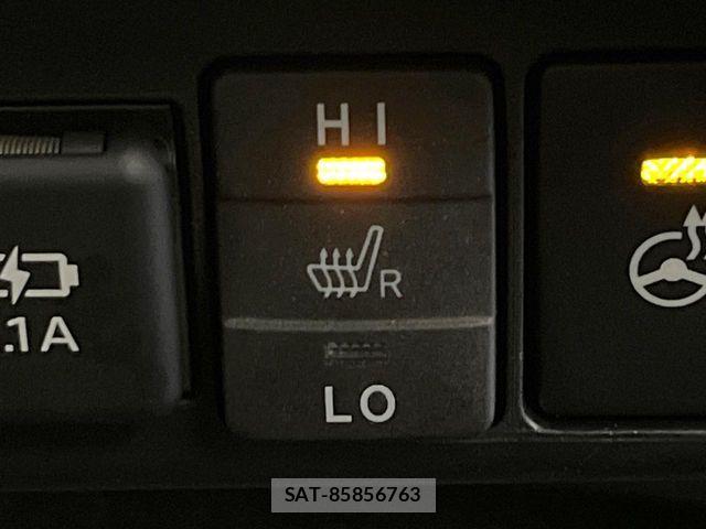 Toyota SIENTA 2020-02 8146682-6