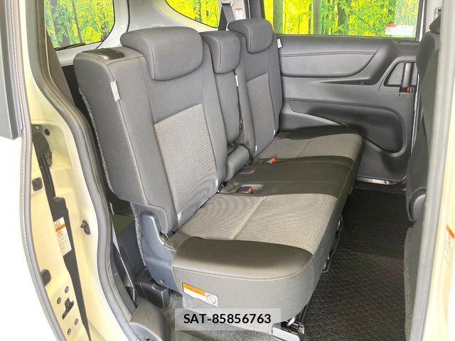Toyota SIENTA 2020-02 8146682-8