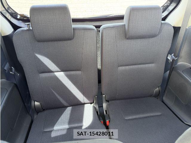 Toyota SIENTA 2015-11 8146683-14
