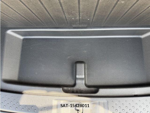 Toyota SIENTA 2015-11 8146683-17