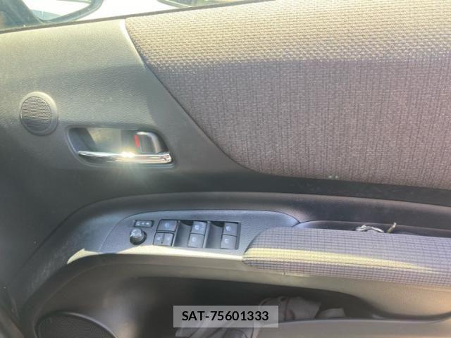Toyota SIENTA 2021-08 8159207-13