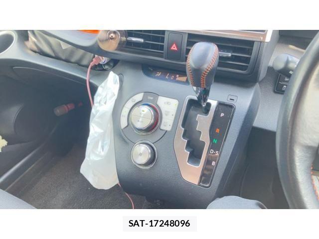 Toyota SIENTA 2018-07 8159220-16