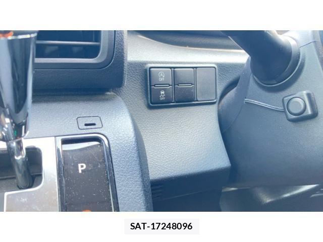 Toyota SIENTA 2018-07 8159220-18