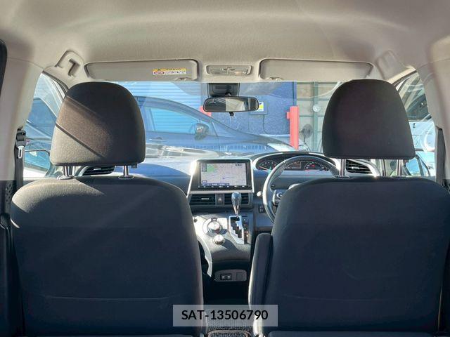 Toyota SIENTA 2021-02 8159212-9