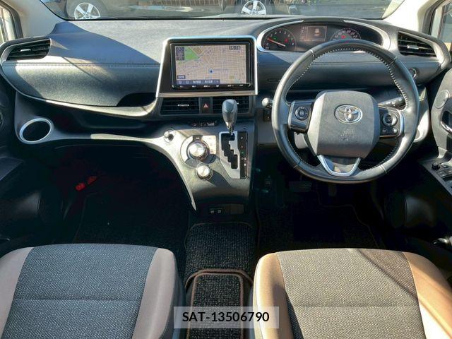Toyota SIENTA 2021-02 8159212-2