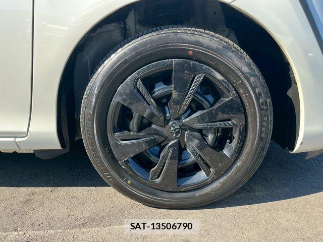 Toyota SIENTA 2021-02 8159212-29