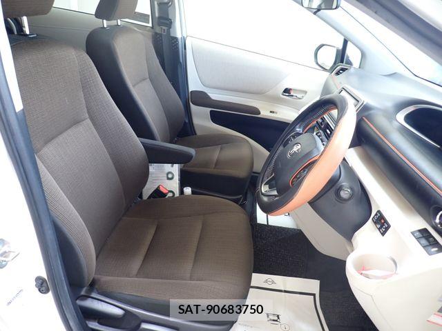 Toyota SIENTA 2016-01 8159203-23