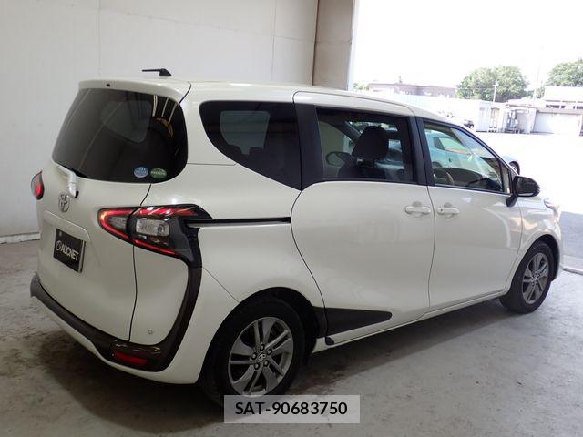 Toyota SIENTA 2016-01 8159203-7