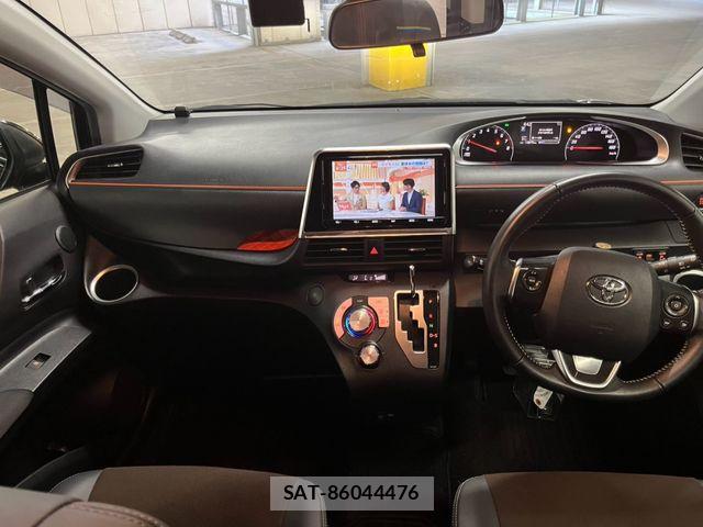 Toyota SIENTA 2021-07 8159205-13