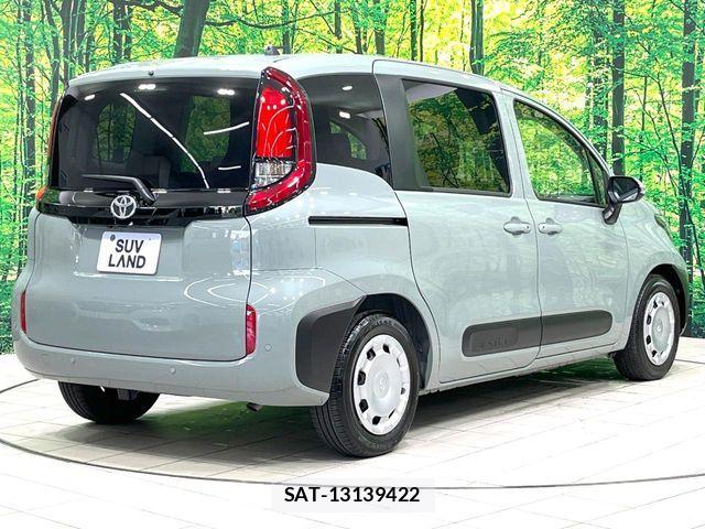 Toyota SIENTA 2023-06 8159204-16