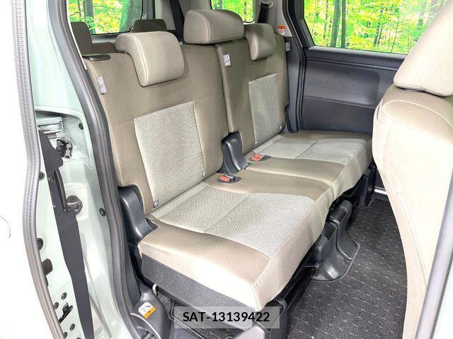 Toyota SIENTA 2023-06 8159204-8