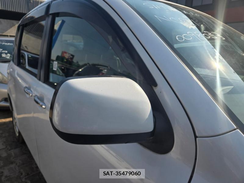 Toyota SIENTA 2005-03 5248449-22