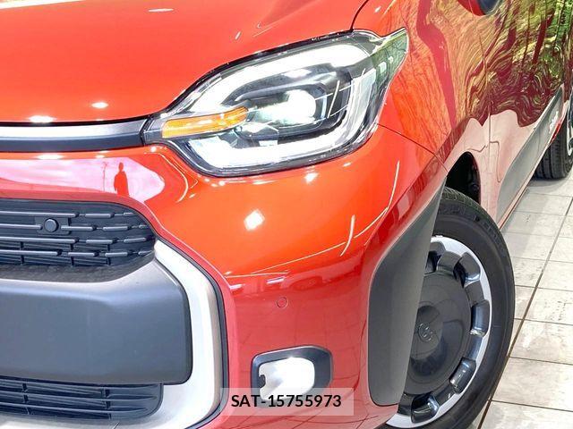 Toyota SIENTA 2024-10 8210157-11