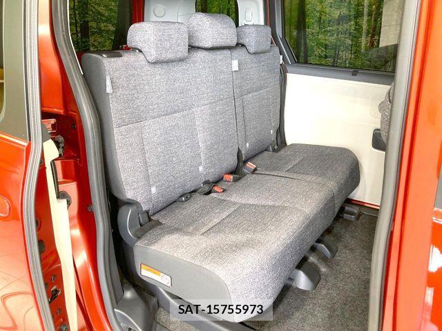 Toyota SIENTA 2024-10 8210157-8