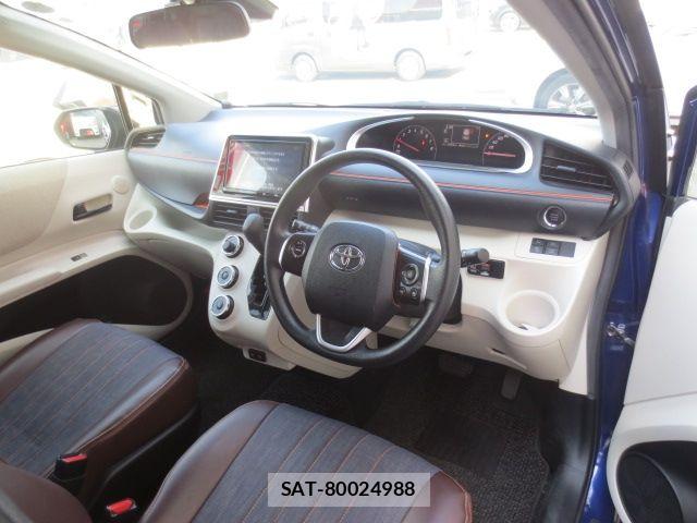 Toyota SIENTA 2020-12 8210167-1