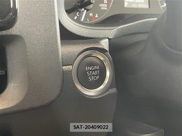 Toyota SIENTA 2024-06 8210160-13