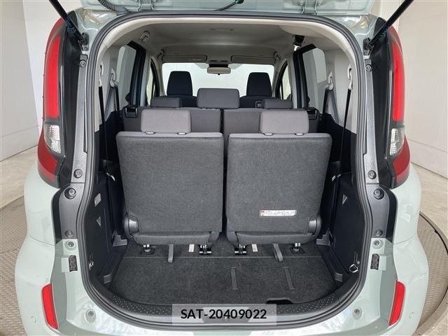Toyota SIENTA 2024-06 8210160-5