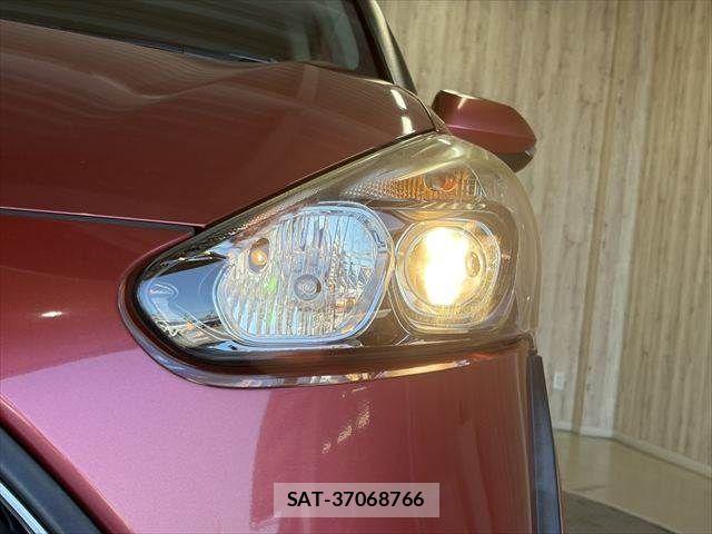 Toyota SIENTA 2016-03 8210175-13