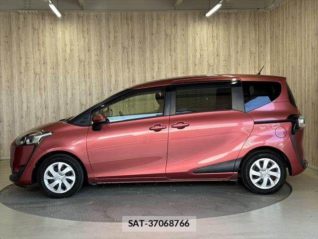 Toyota SIENTA 2016-03 8210175-21