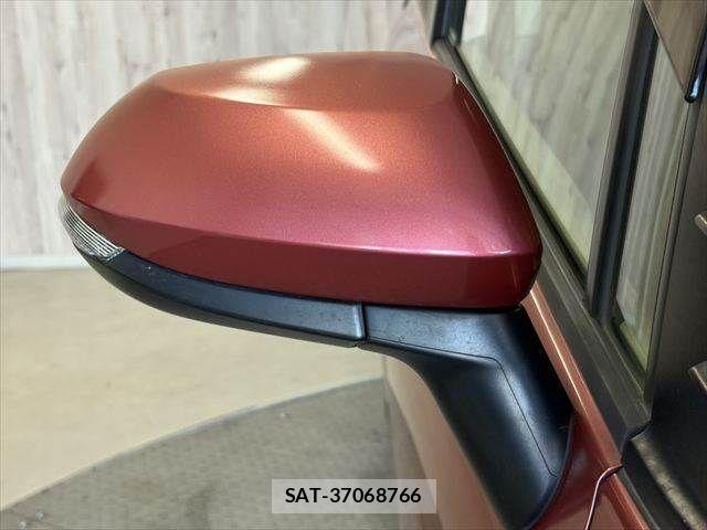 Toyota SIENTA 2016-03 8210175-25