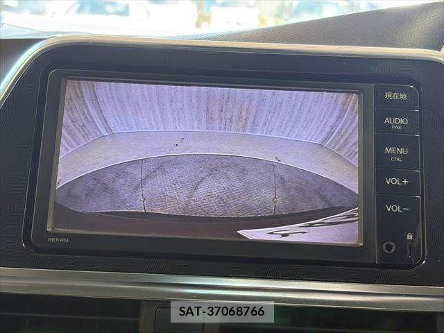 Toyota SIENTA 2016-03 8210175-4