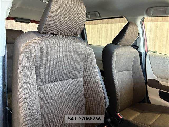 Toyota SIENTA 2016-03 8210175-8