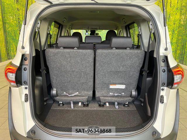 Toyota SIENTA 2022-03 8210158-10