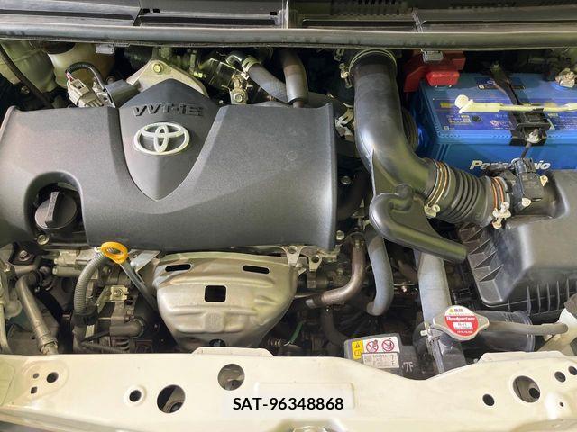Toyota SIENTA 2022-03 8210158-19