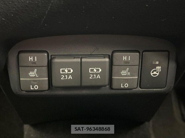Toyota SIENTA 2022-03 8210158-6