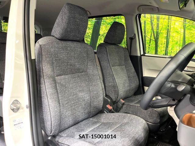 Toyota SIENTA 2023-10 8210155-9
