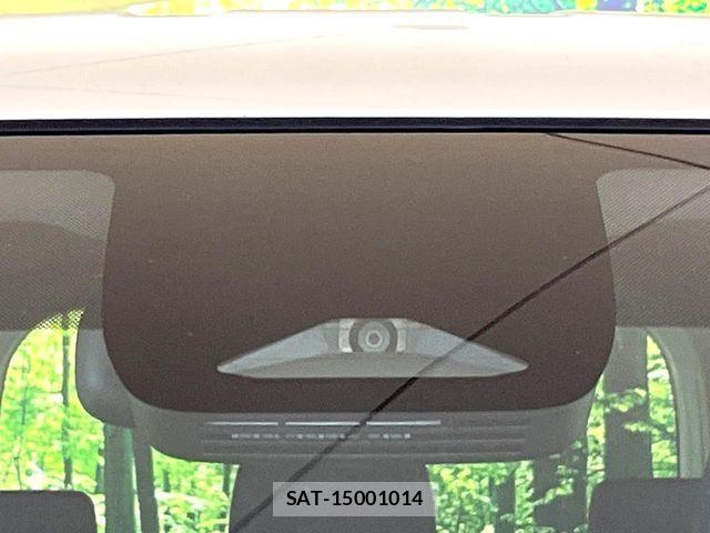 Toyota SIENTA 2023-10 8210155-2
