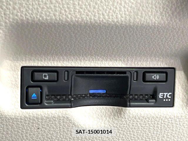 Toyota SIENTA 2023-10 8210155-7