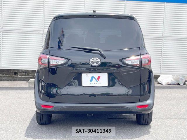 Toyota SIENTA 2019-12 8210165-14